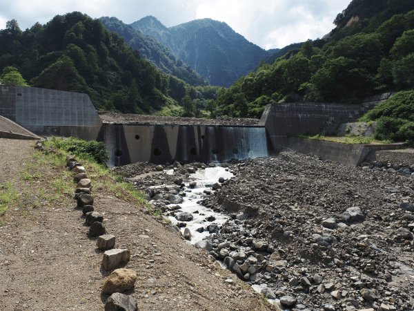 浦川第２号上流砂防堰堤その１１工事イメージ