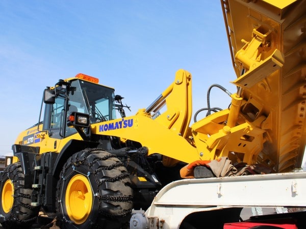 KOMATSU　WA270-8